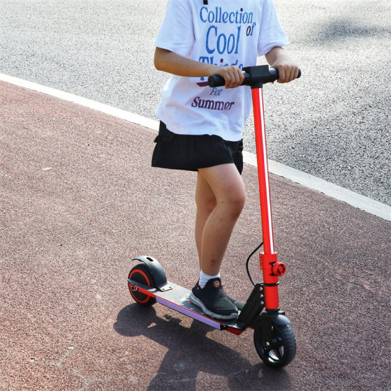 Foldable Electric Aluminum Alloy Scooter Adult Commuting Vehicle Electric Skateboard